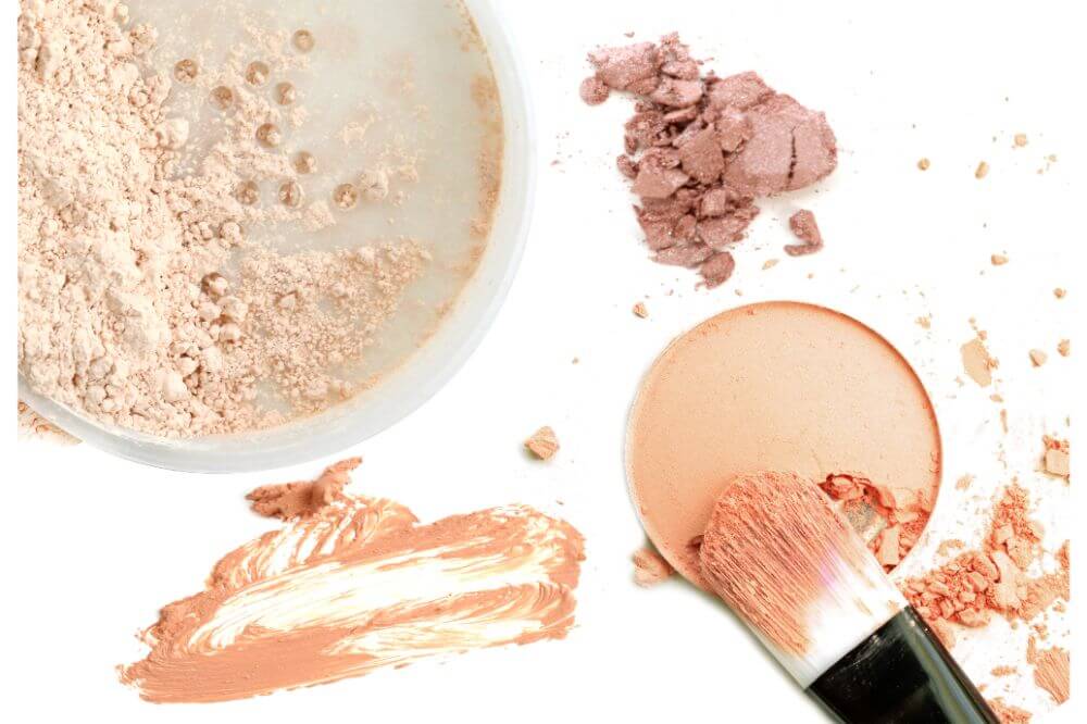Powder vs Liquid Foundation What's The Difference